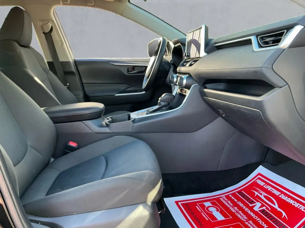 Toyota RAV4 photo 22