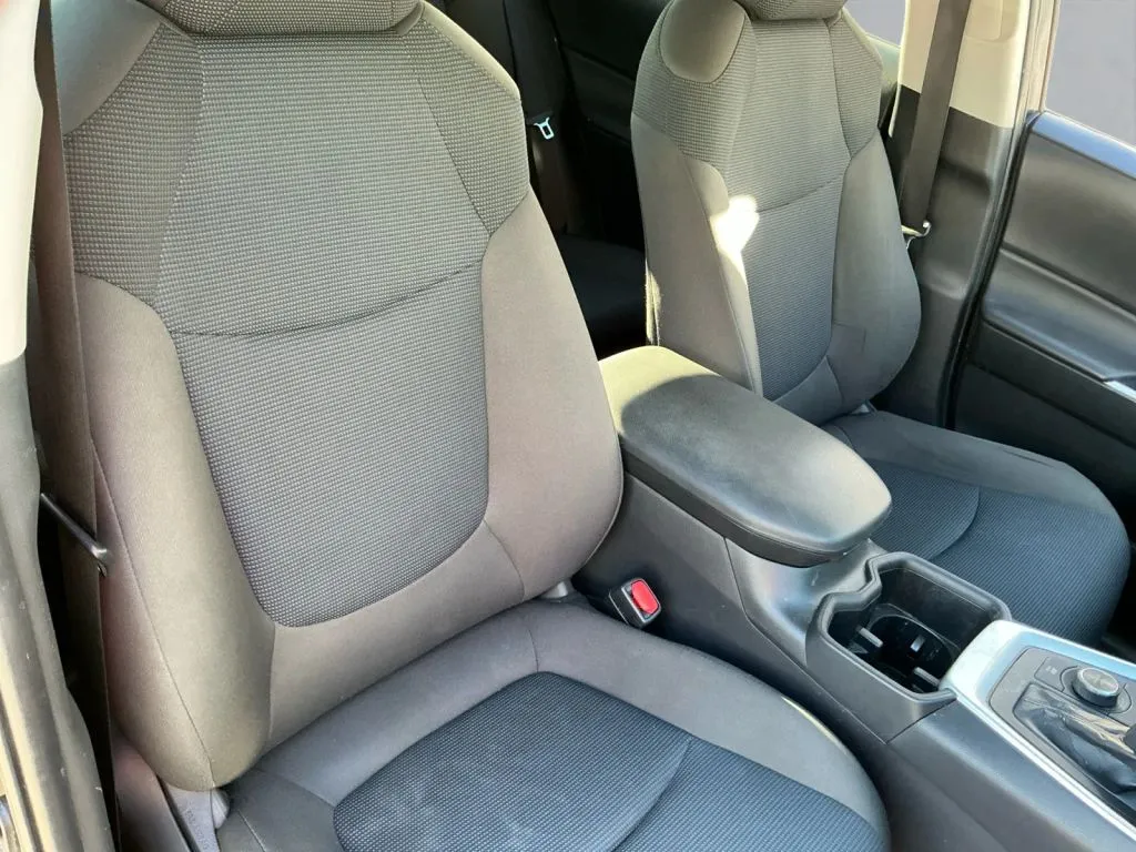 Toyota RAV4 photo 23