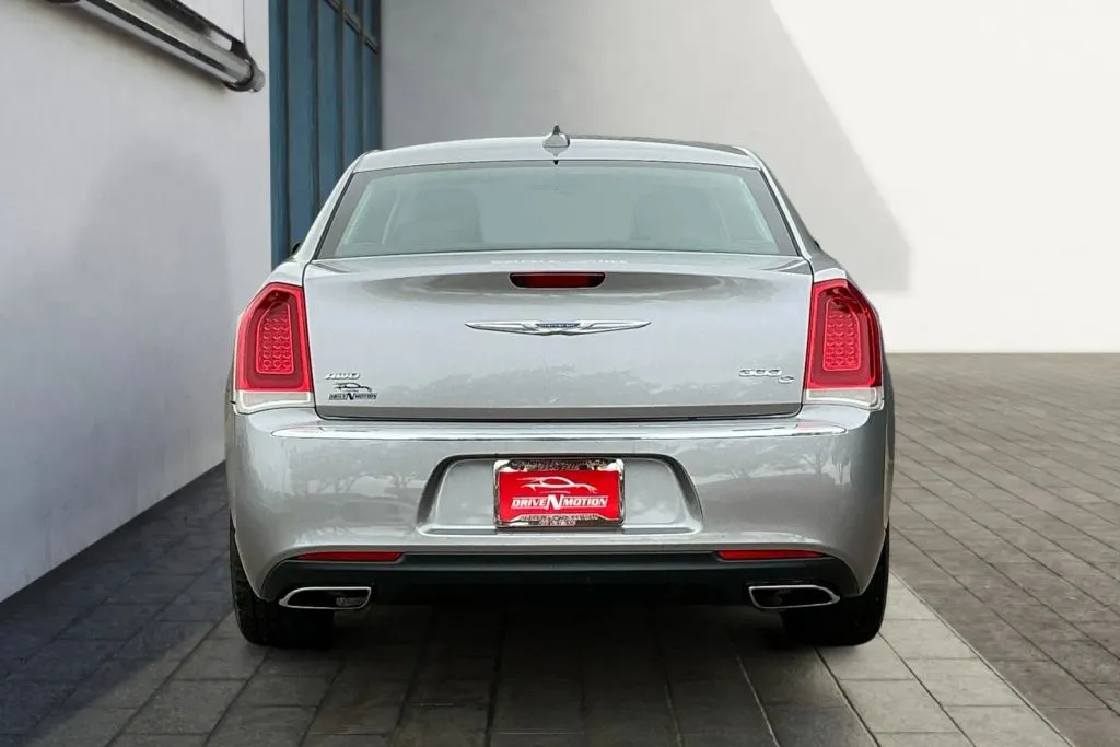 More photos of 2017 Chrysler 300 C Sedan 4D at Drive N-Motion Greeley, CO
