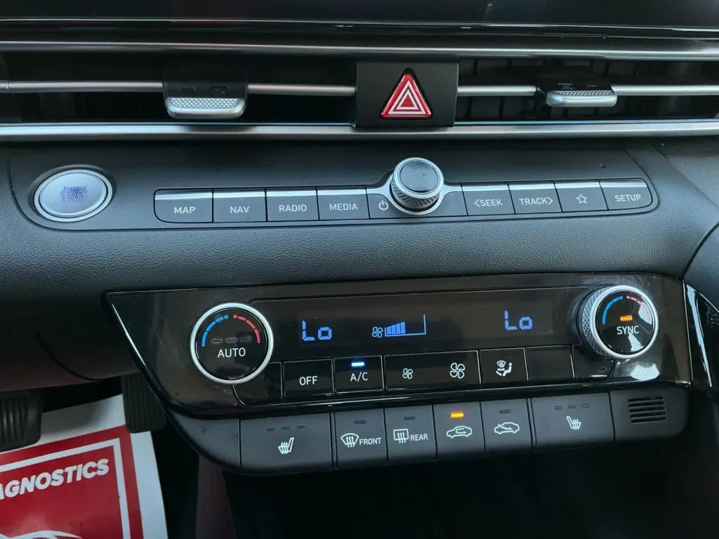 Hyundai Elantra photo 34