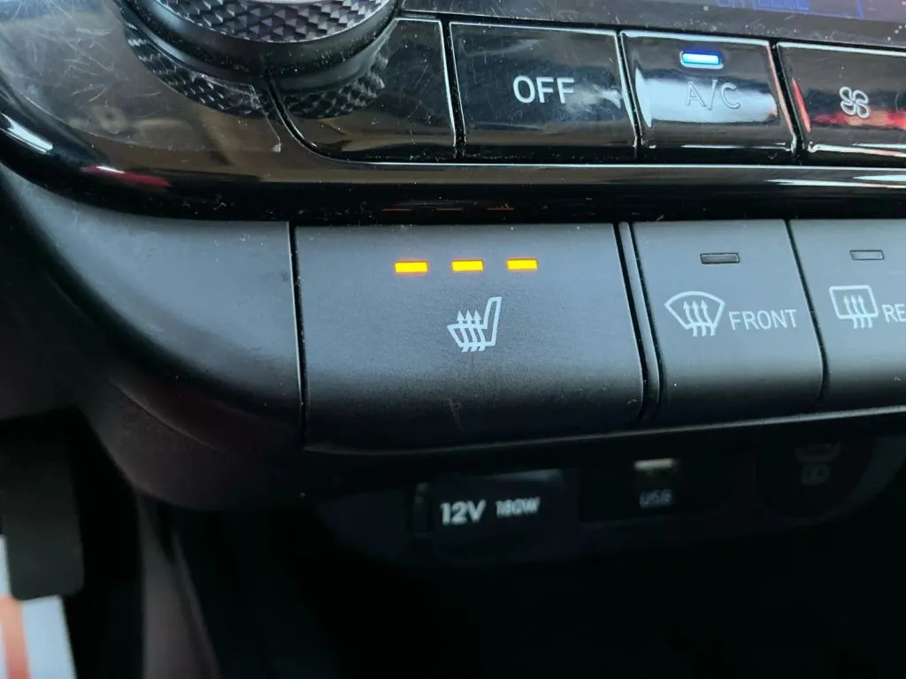 Hyundai Elantra photo 33