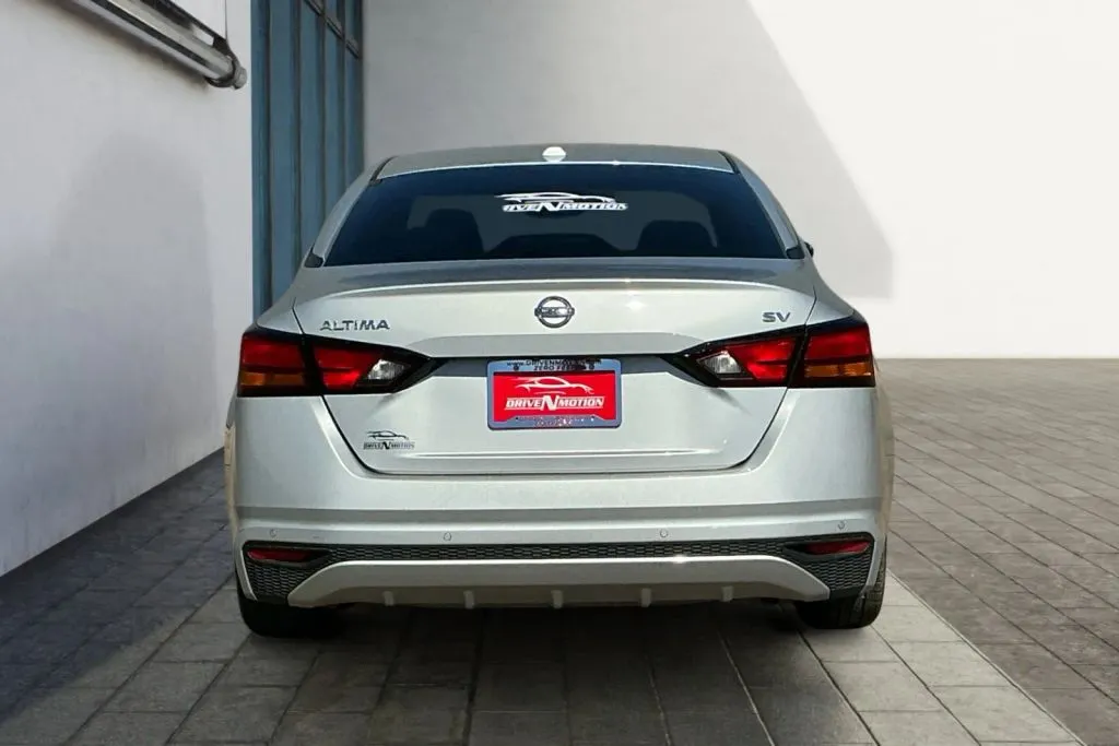 More photos of 2022 Nissan Altima 2.5 SV Sedan 4D at Drive N-Motion Greeley, CO