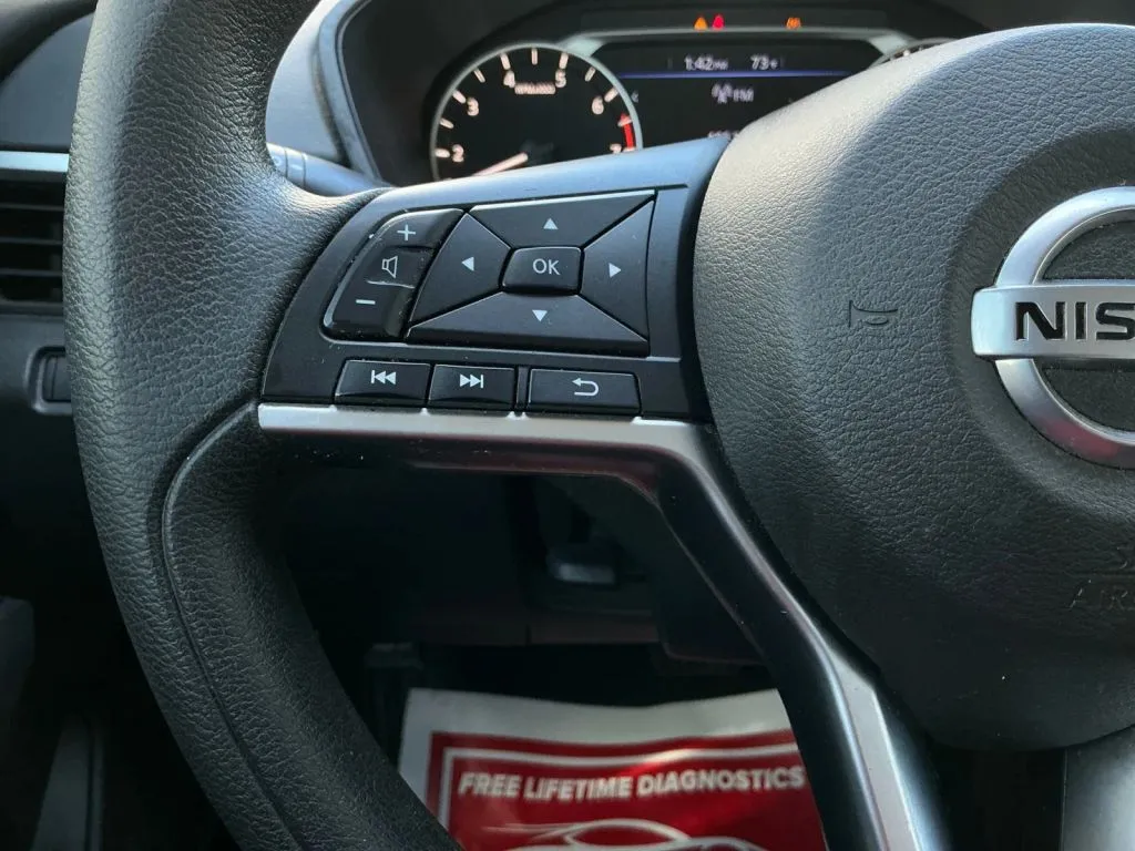 Nissan Altima photo 26