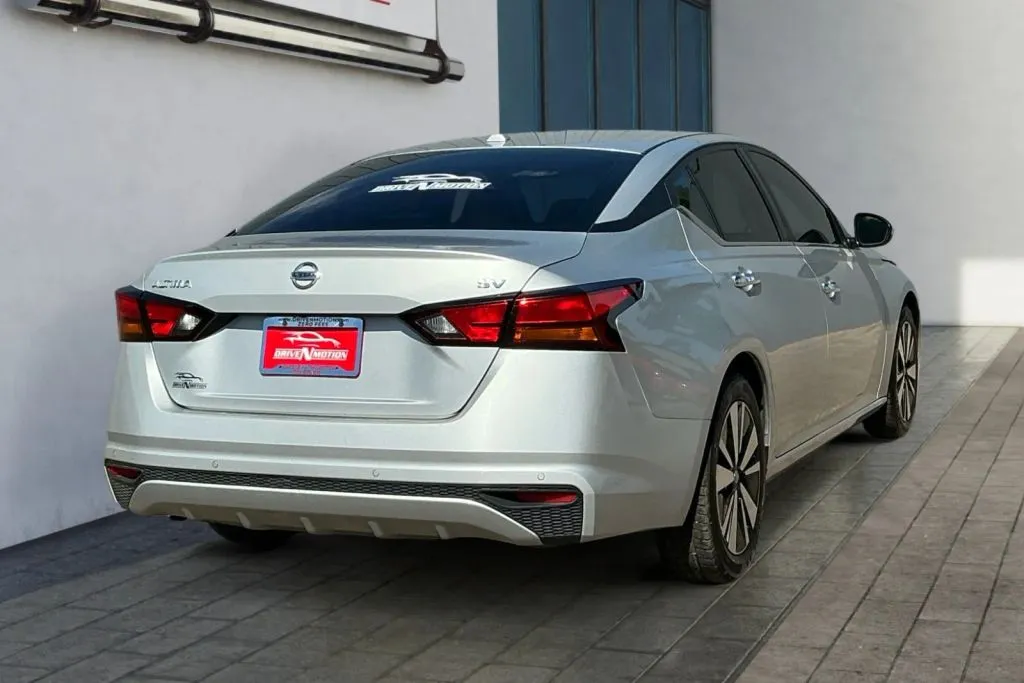 More photos of 2022 Nissan Altima 2.5 SV Sedan 4D at Drive N-Motion Greeley, CO