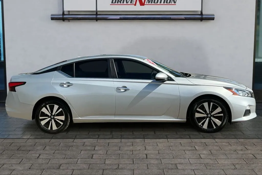 Another view of 2022 Nissan Altima 2.5 SV Sedan 4D for sale in Greeley, CO at Drive N-Motion Greeley