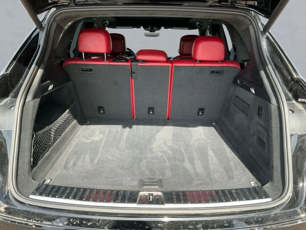 Porsche Cayenne photo 19