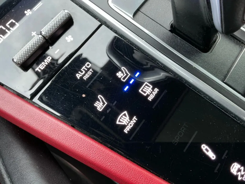 Porsche Cayenne photo 31