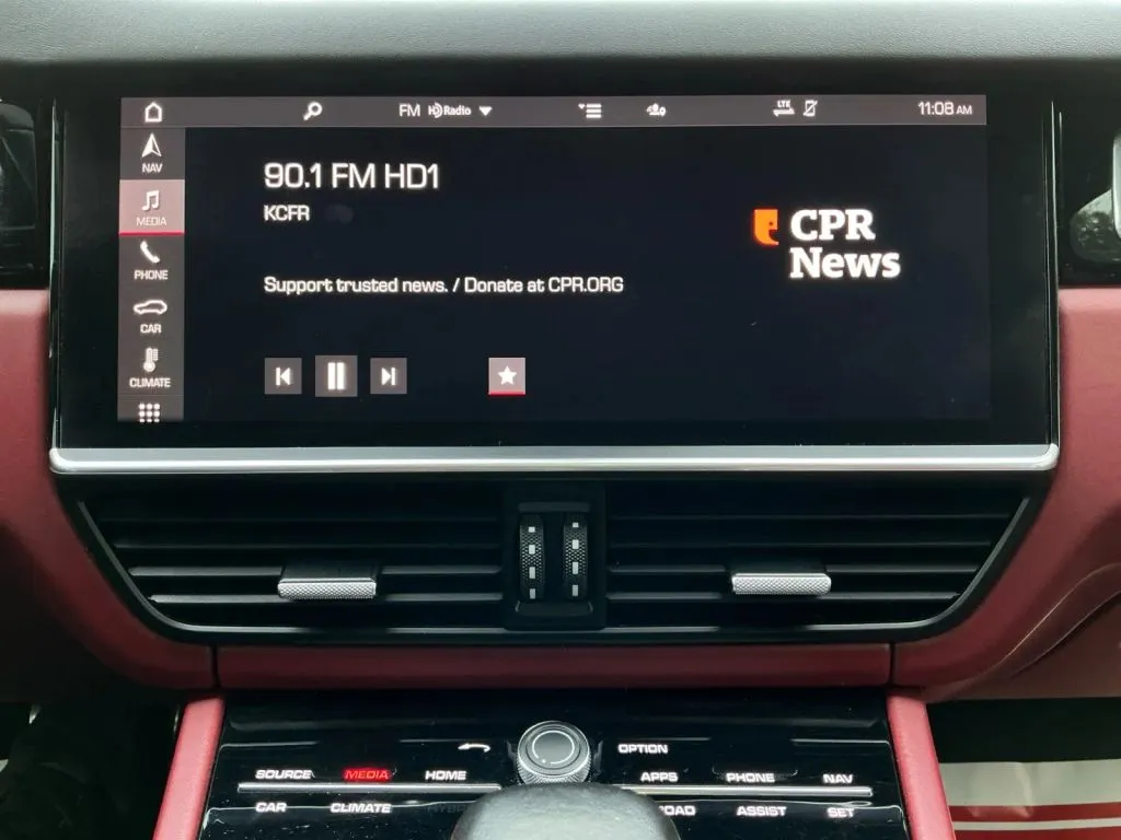 Porsche Cayenne photo 28