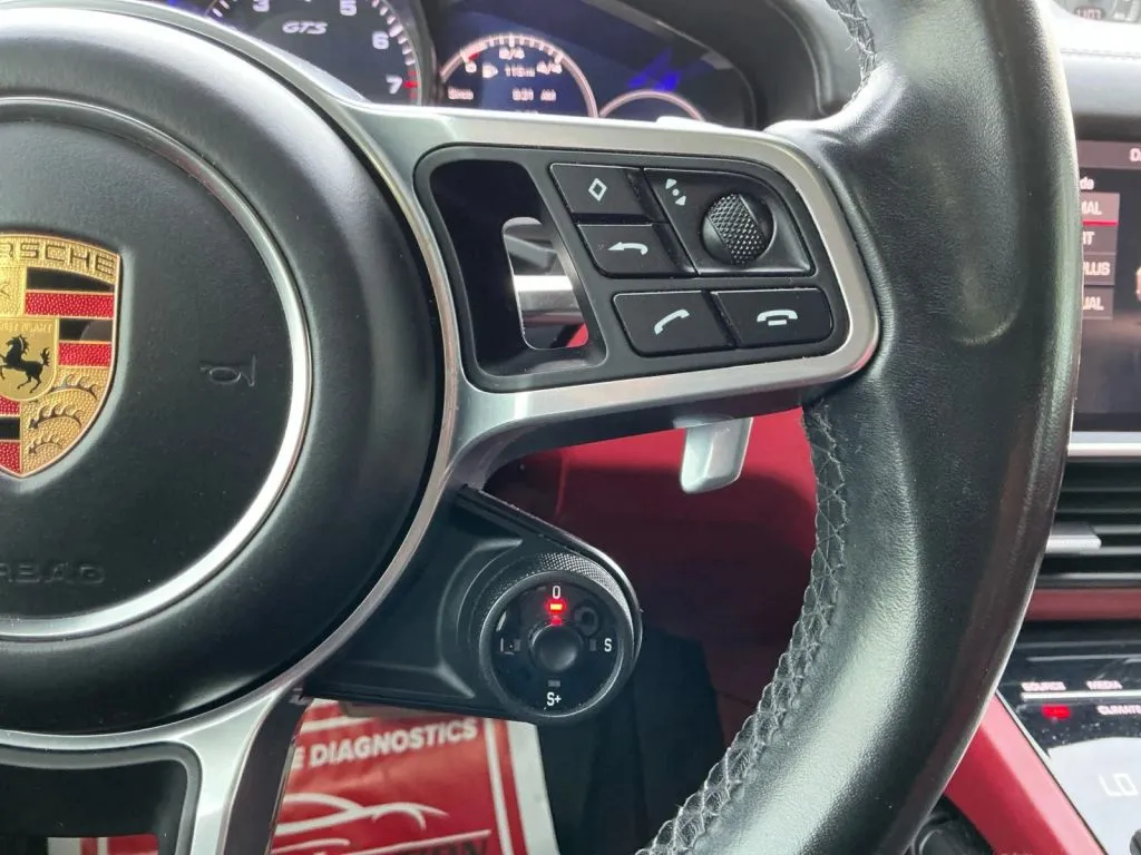 Porsche Cayenne photo 27