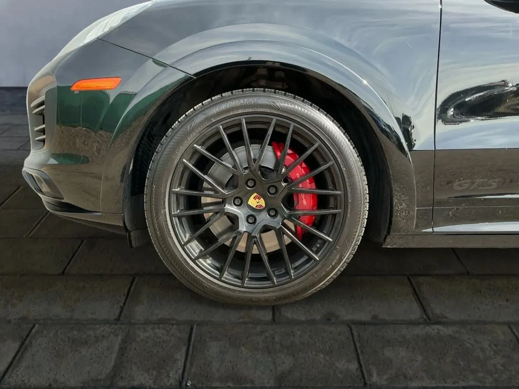 Porsche Cayenne photo 24