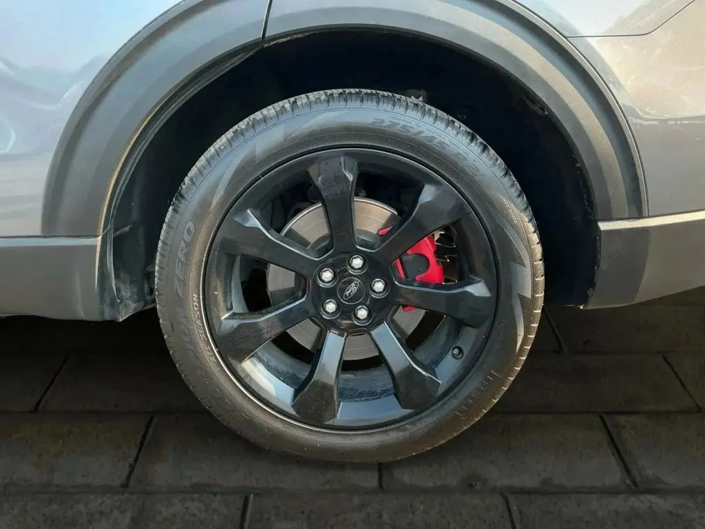 Ford Explorer photo 19