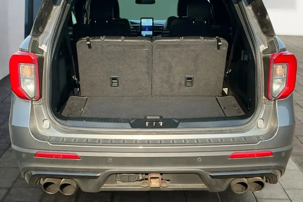 Ford Explorer photo 21
