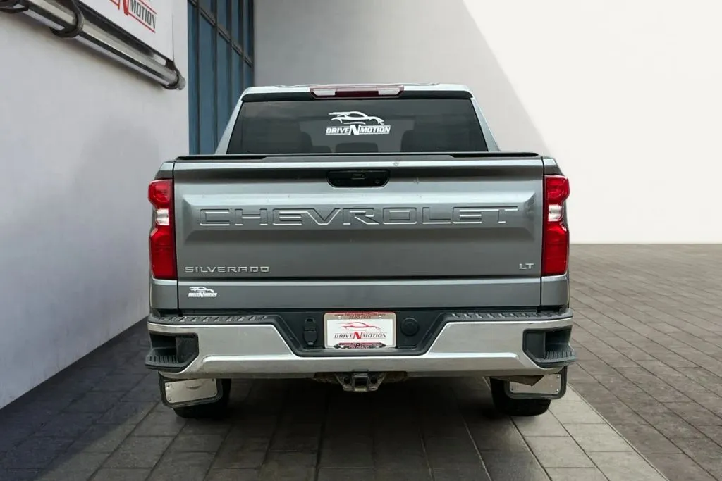 More photos of 2021 Chevrolet Silverado 1500 Crew Cab LT Pickup 4D 5 3/4 ft at Drive N-Motion Greeley, CO