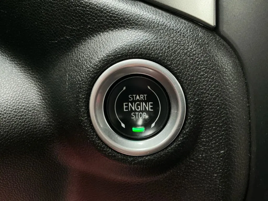 Chevrolet Silverado photo 32