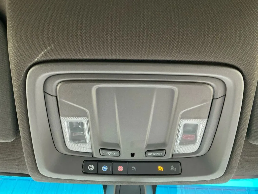 Chevrolet Silverado photo 34