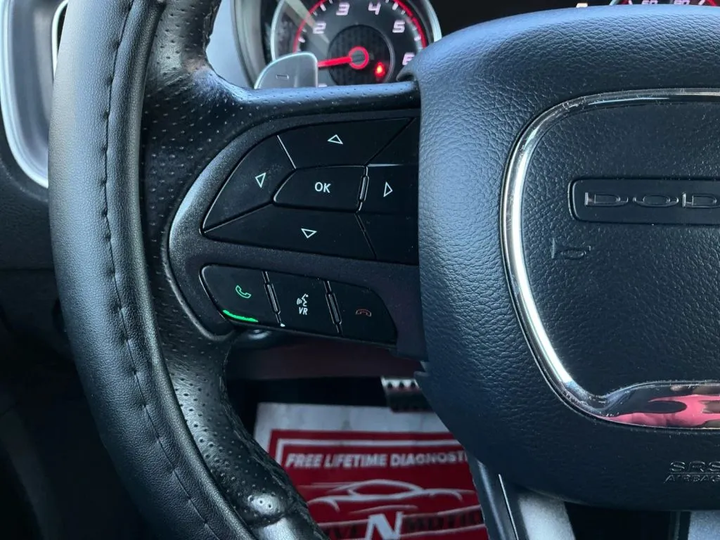 Dodge Charger photo 26