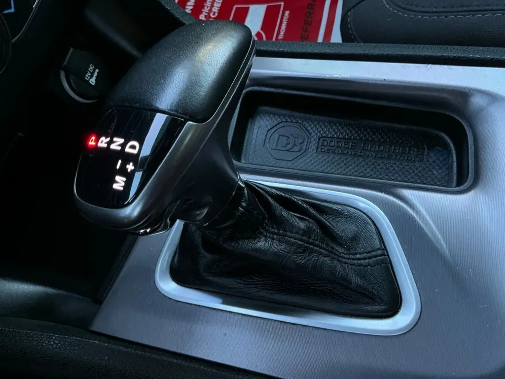 Dodge Charger photo 32