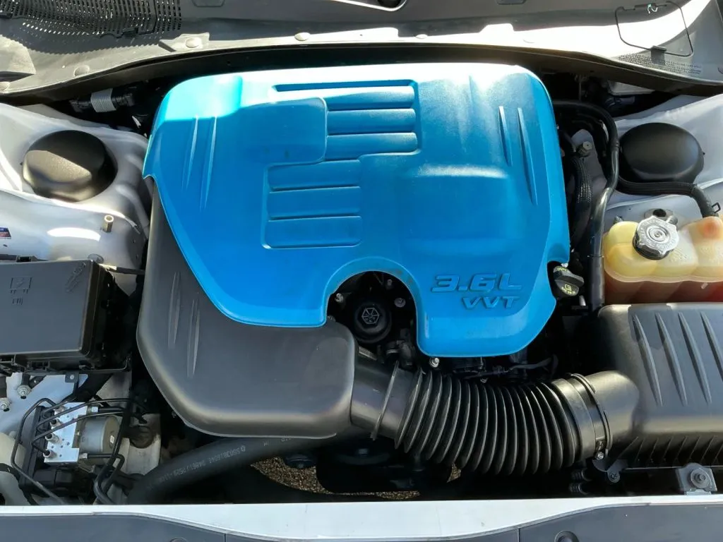 Dodge Charger photo 23