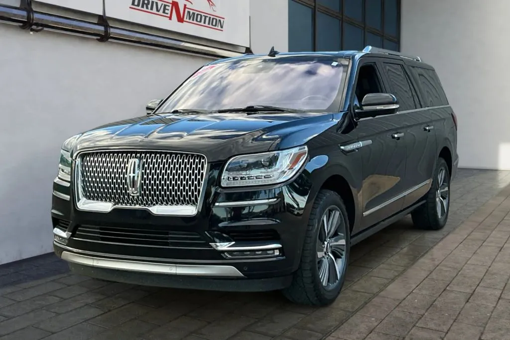 Lincoln Navigator L photo 7