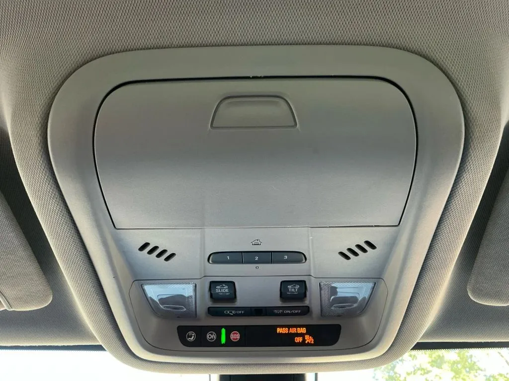 GMC Acadia photo 39