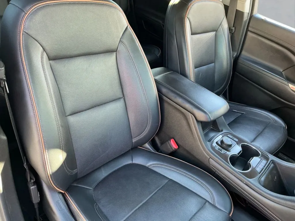 GMC Acadia photo 24