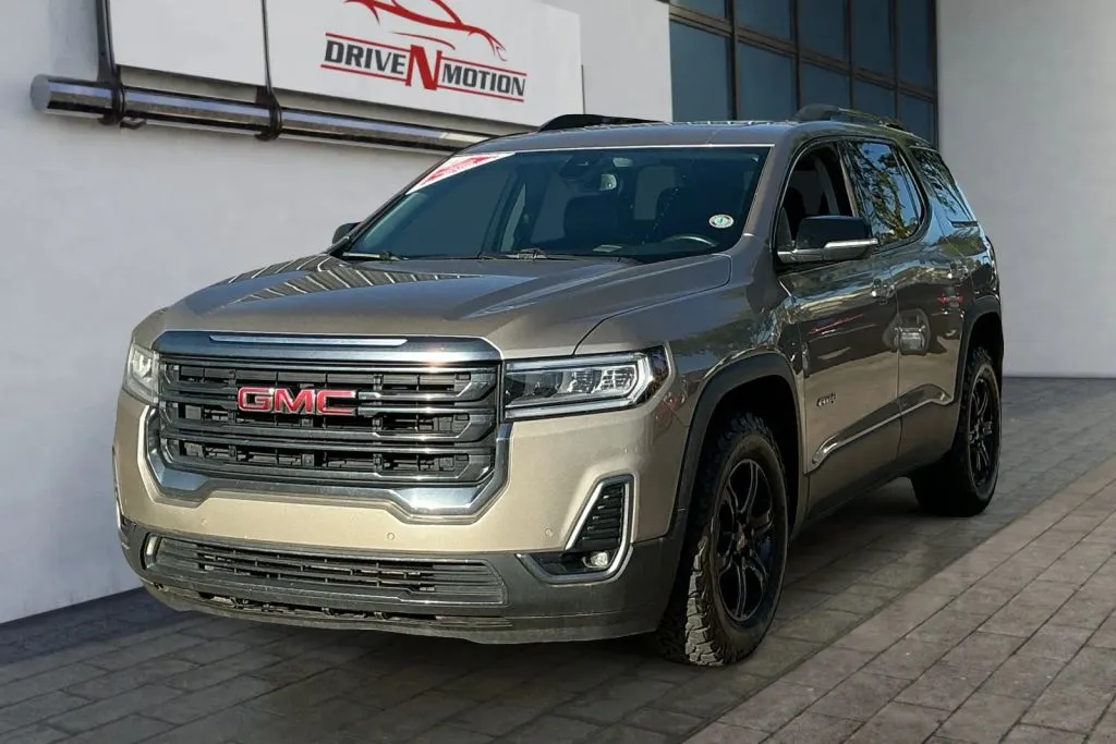 GMC Acadia photo 7