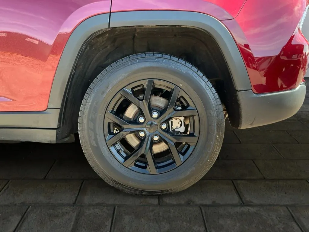 Jeep Grand Cherokee photo 18
