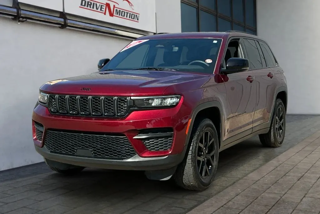 Jeep Grand Cherokee photo 7