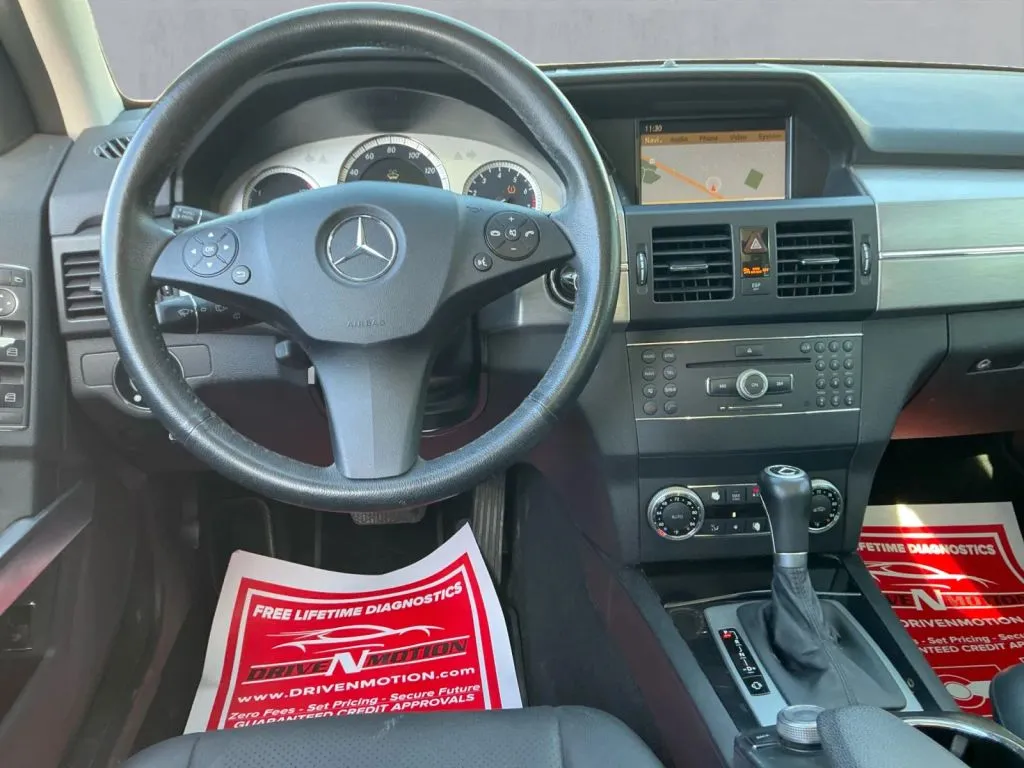 Mercedes-Benz GLK-Class photo 16