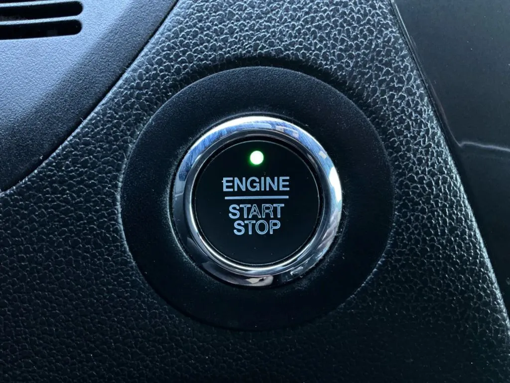 Ford Explorer photo 34