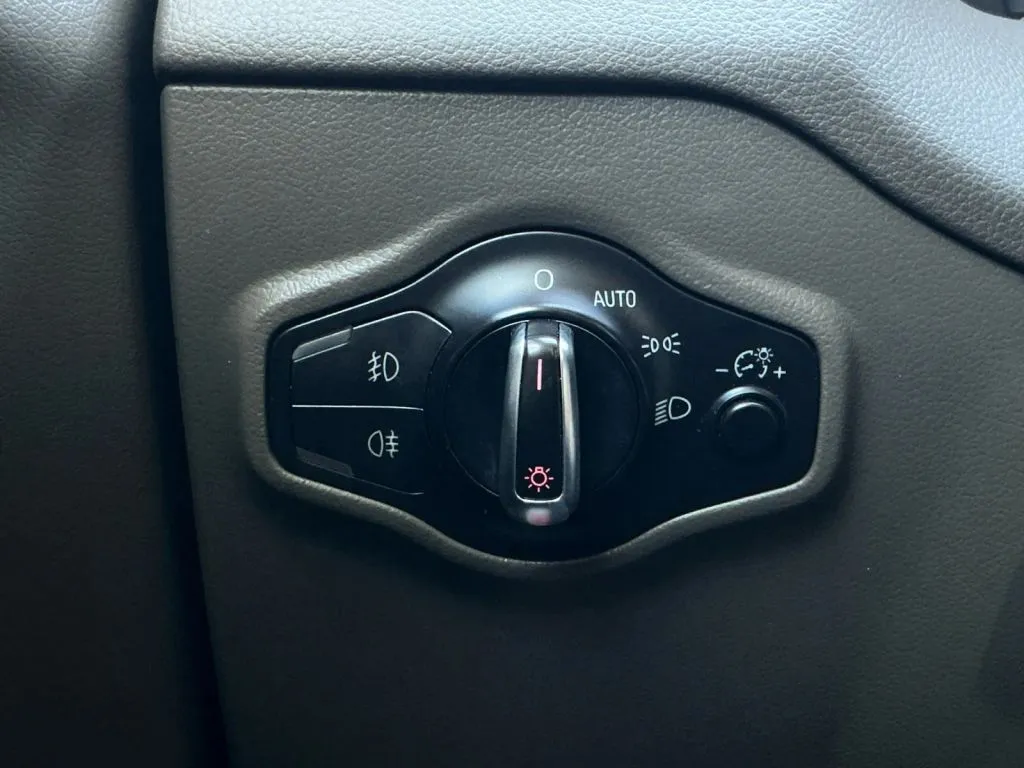 Audi Q5 photo 36