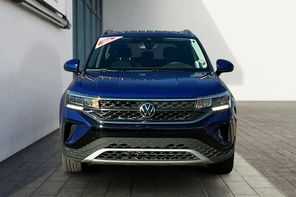 Volkswagen Taos photo 8