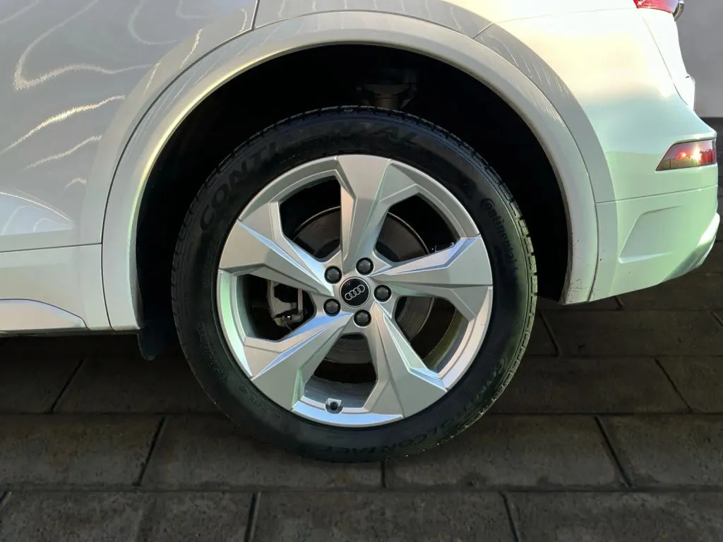 Audi Q5 photo 18