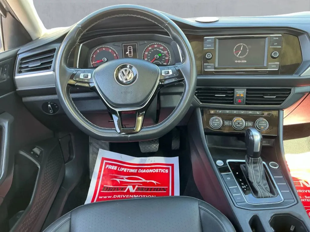 Volkswagen Jetta photo 16