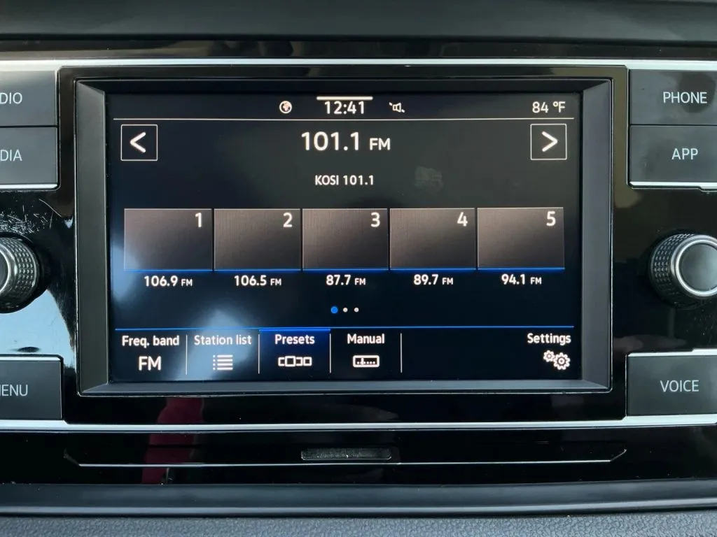 Volkswagen Jetta photo 29