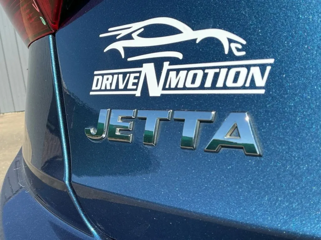 Volkswagen Jetta photo 18