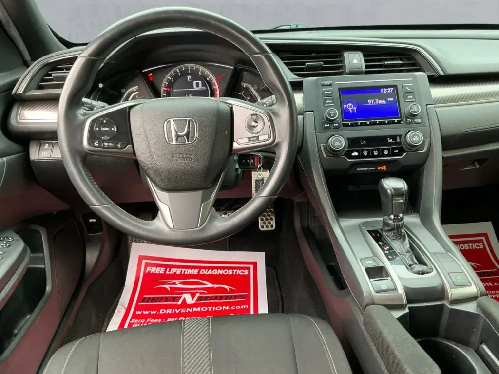 Honda Civic photo 16