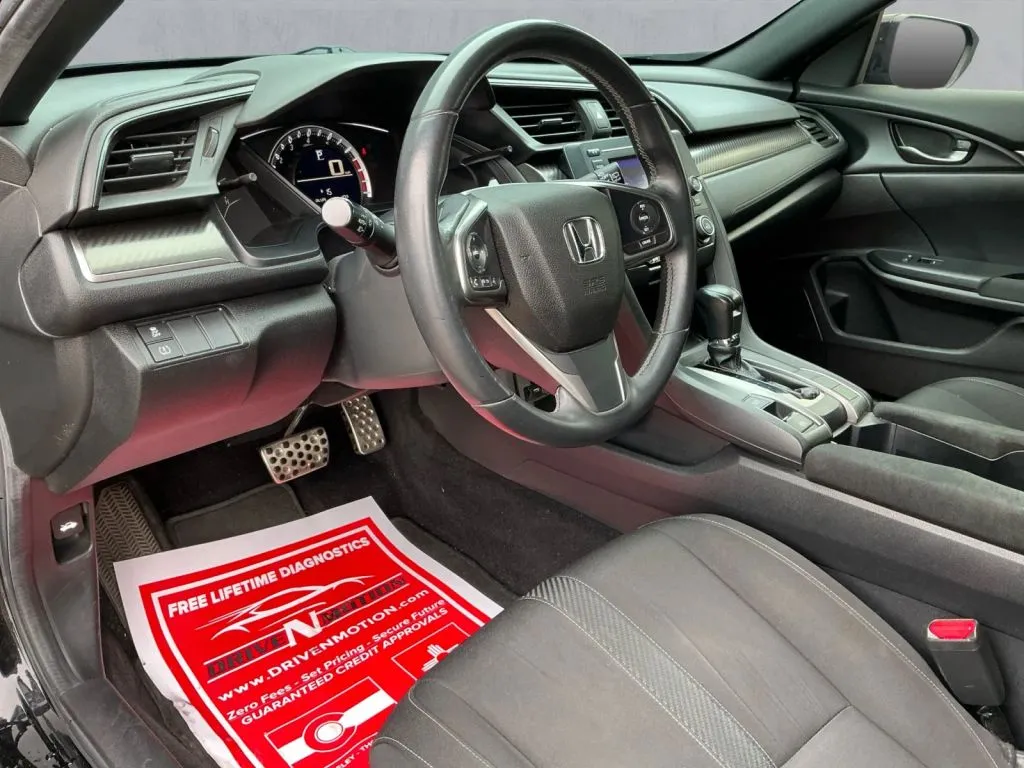 Honda Civic photo 13