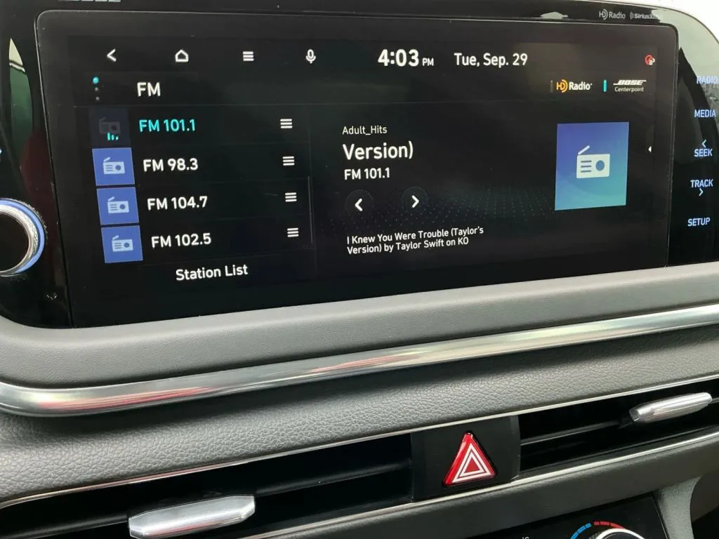 Hyundai Sonata photo 29