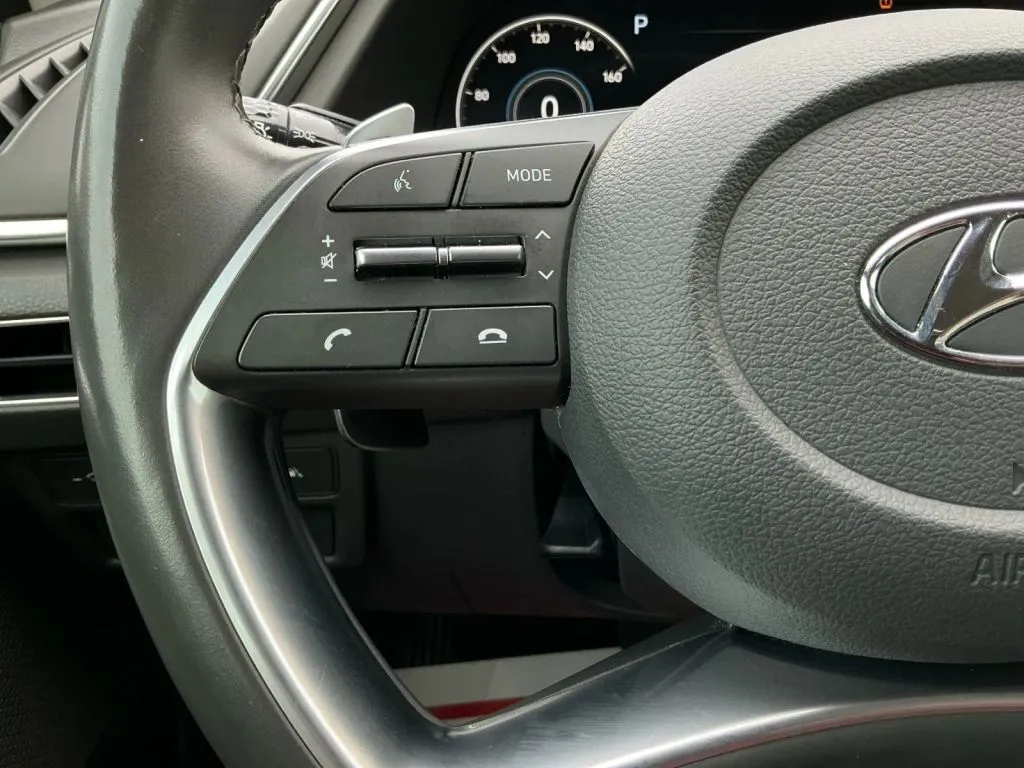 Hyundai Sonata photo 27