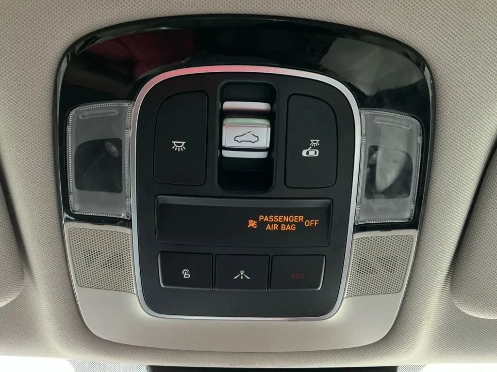 Hyundai Sonata photo 37