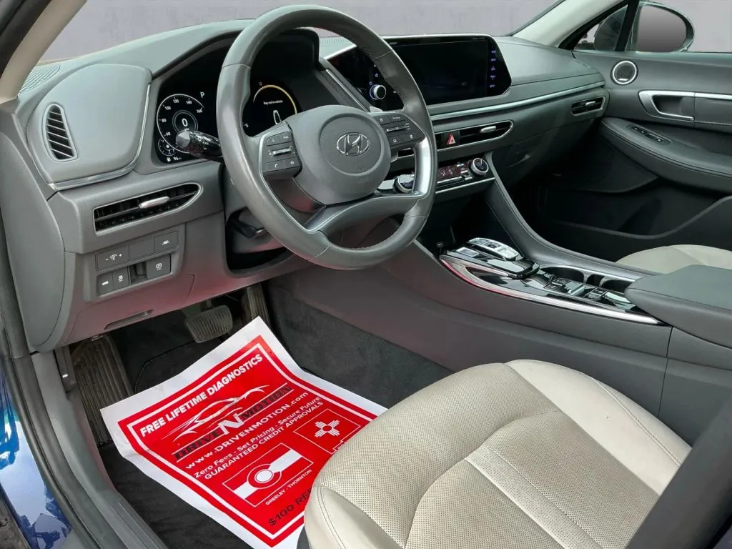 Hyundai Sonata photo 13