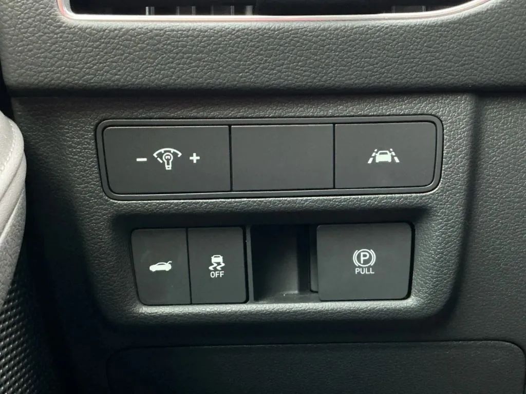 Hyundai Sonata photo 36