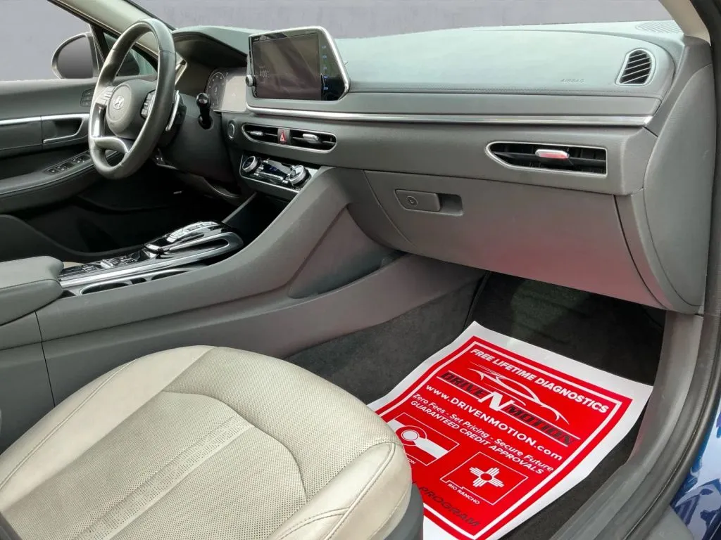 Hyundai Sonata photo 20