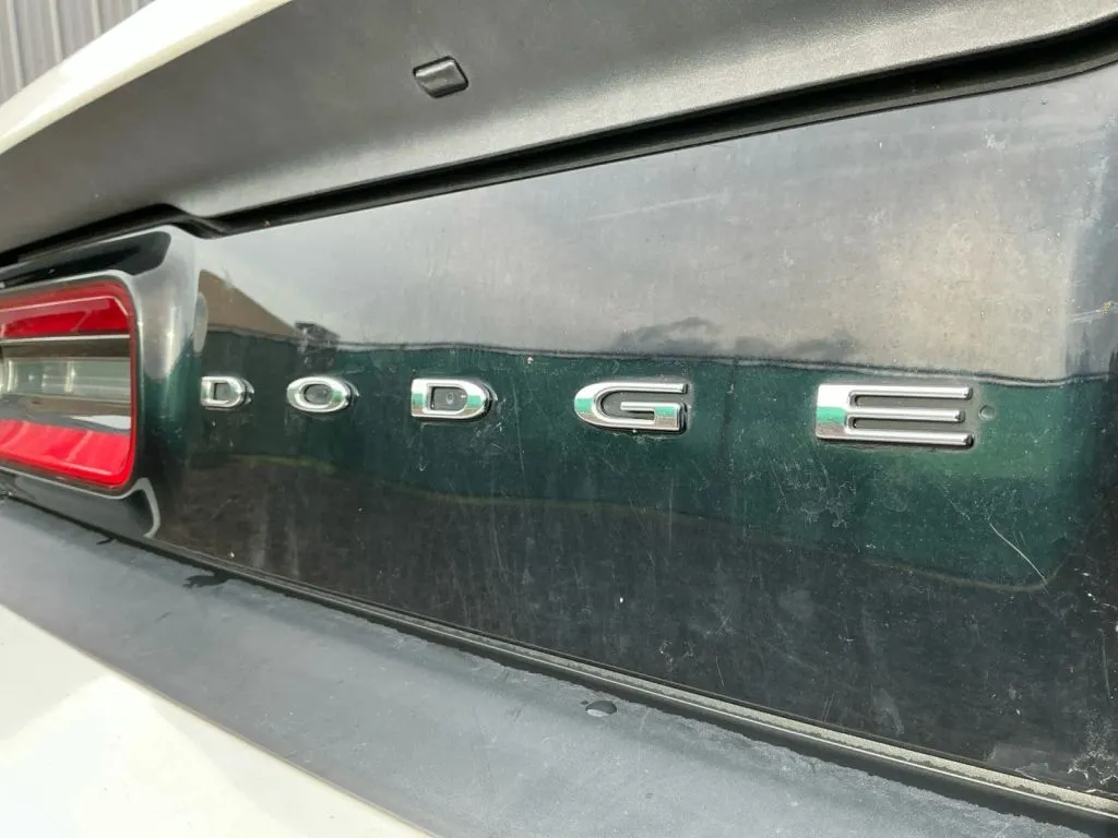 Dodge Challenger photo 17