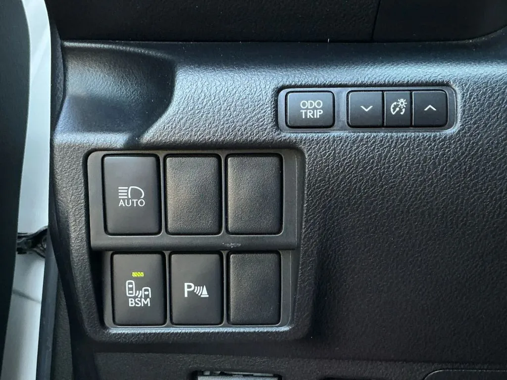 Lexus IS photo 37