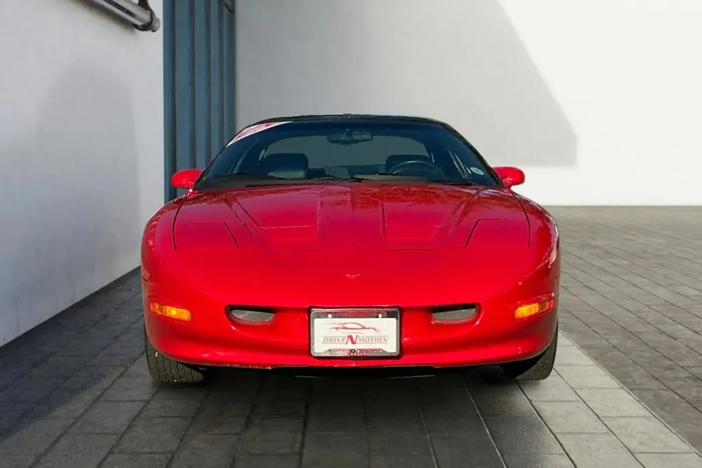 Pontiac Firebird photo 8