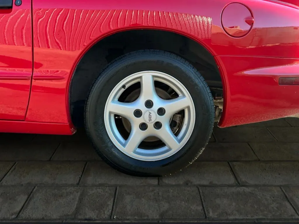 Pontiac Firebird photo 17