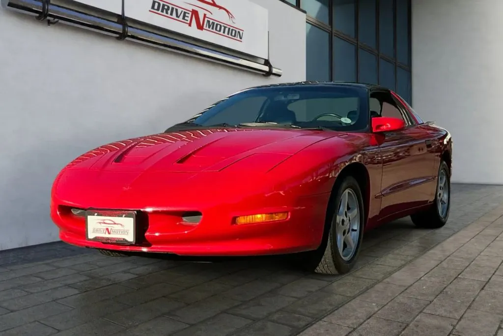 Pontiac Firebird photo 7