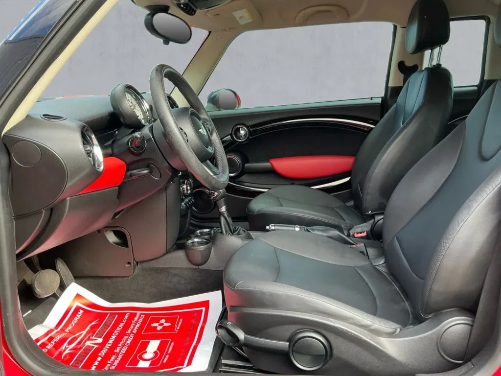 Mini Clubman photo 12